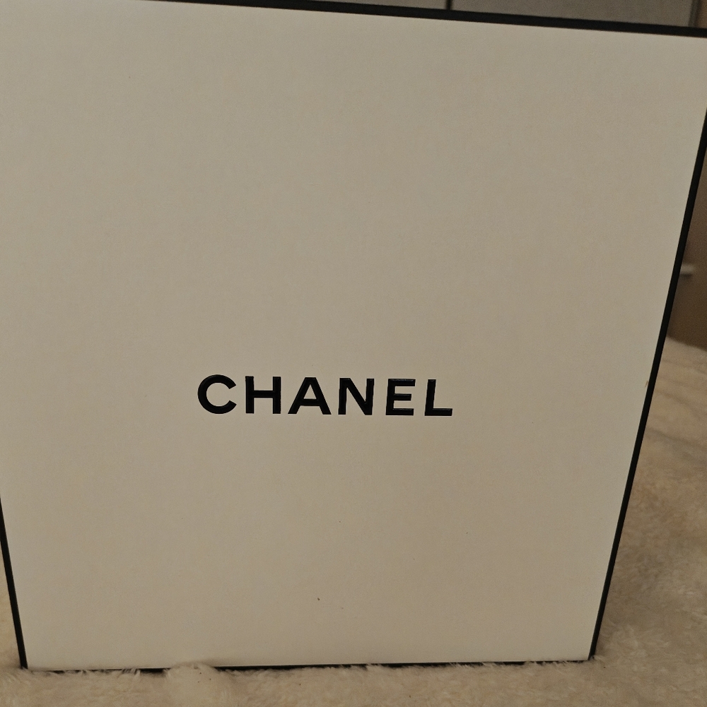 Chanel White Box